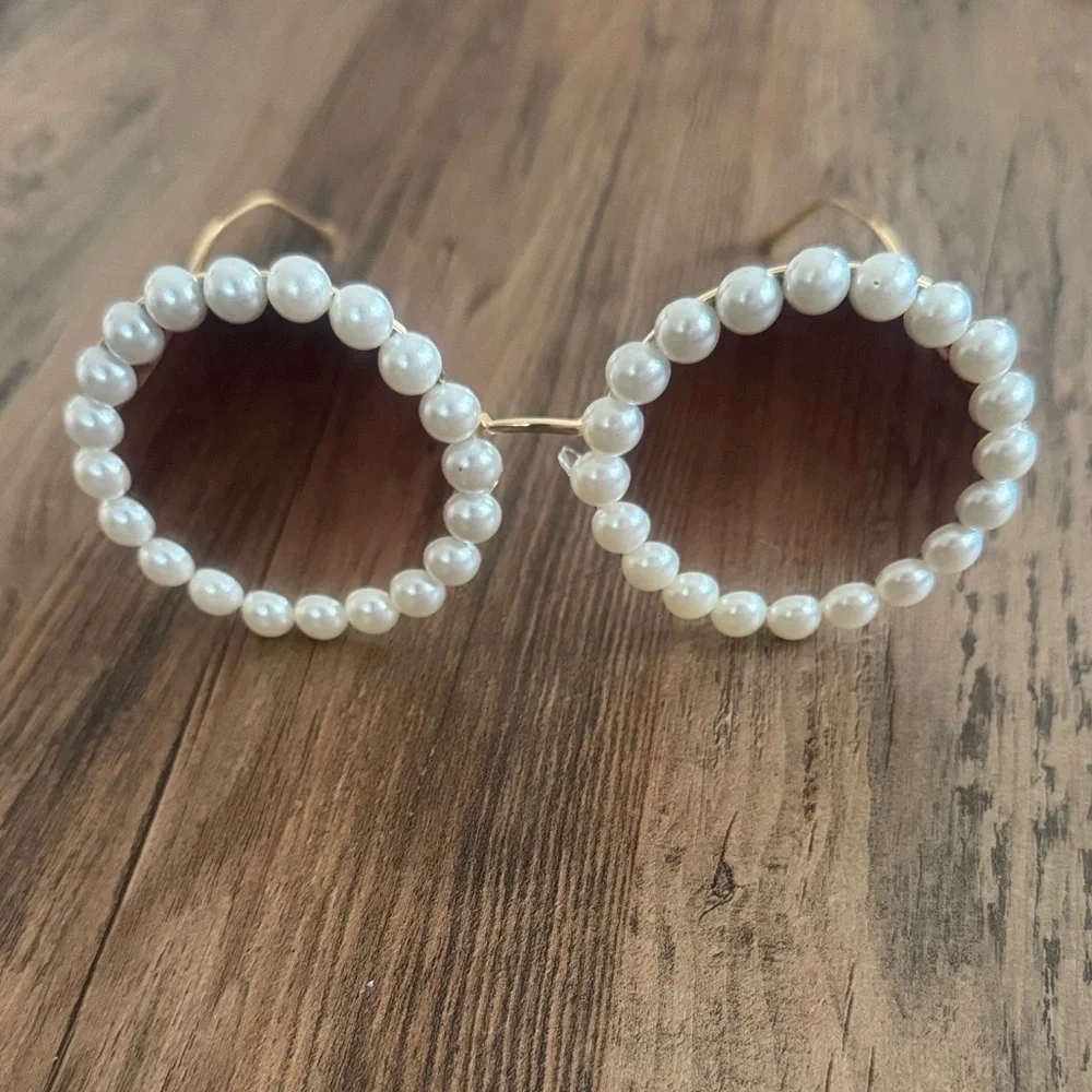 𝅺PEARL Cat Eye Sunglasses- Coming Soon